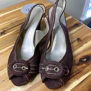 Predictions Chocolate Brown Suede Slingbacks Peep Toe Buckle Women US 8 USED